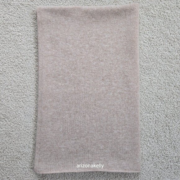 NWOT Cashmere Knit Scarf Heather Tan - Picture 8 of 12